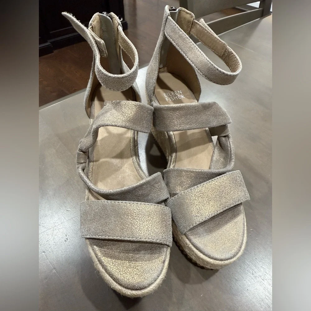 Eileen Fisher NEW Wisp Metalic Espadrille Wedge Sandals - Size 5